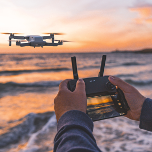 BLau comunicacion y eventos agencia de marketing digital en benidorm y la costa blanca expertos en uso de drones para producciones audiovisuales