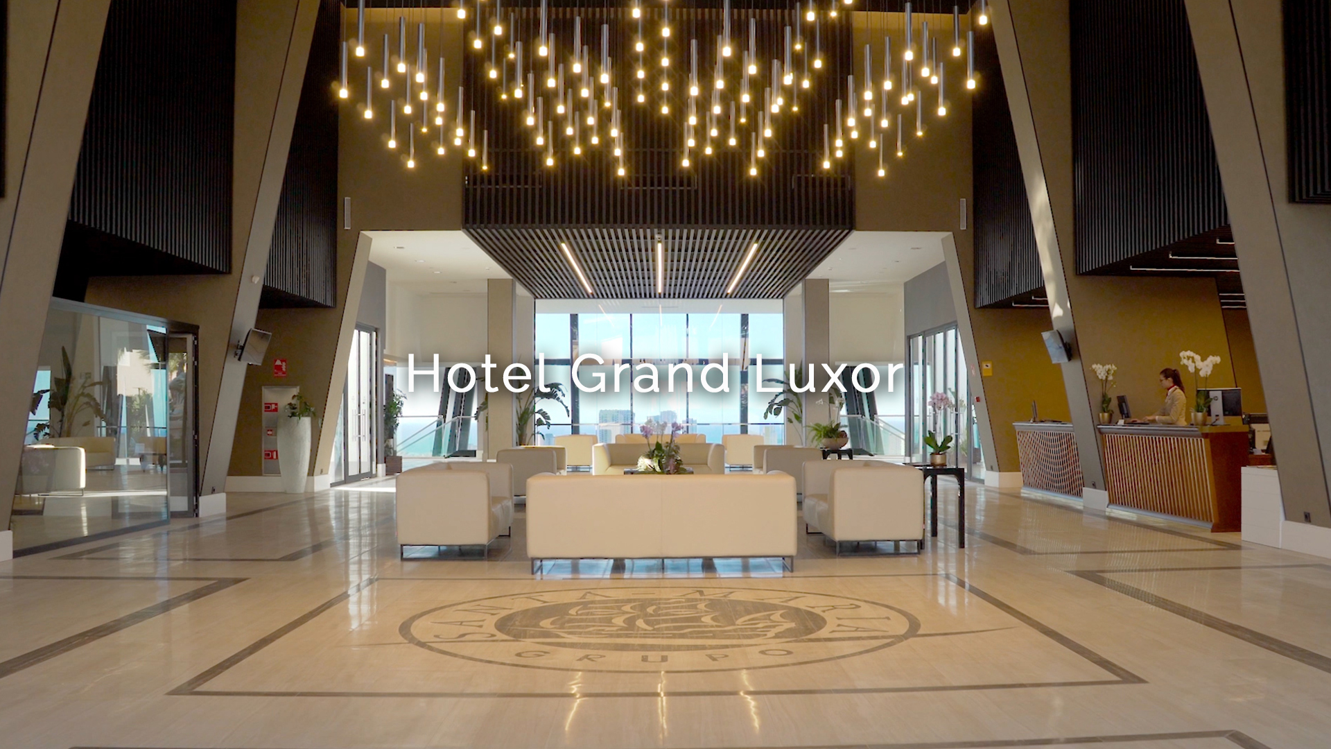 Vídeo promocional Hotel Grand Luxor